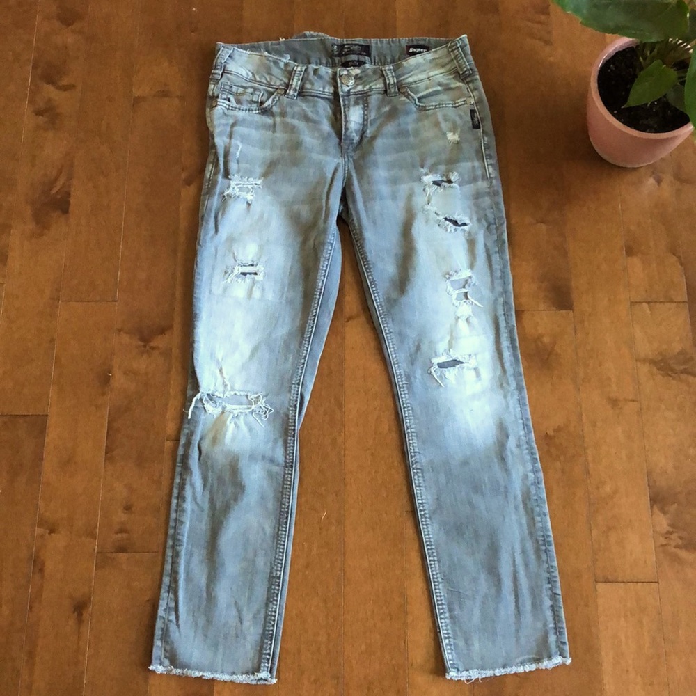 ✨Sale✨ Grey Ripped Silver Jeans